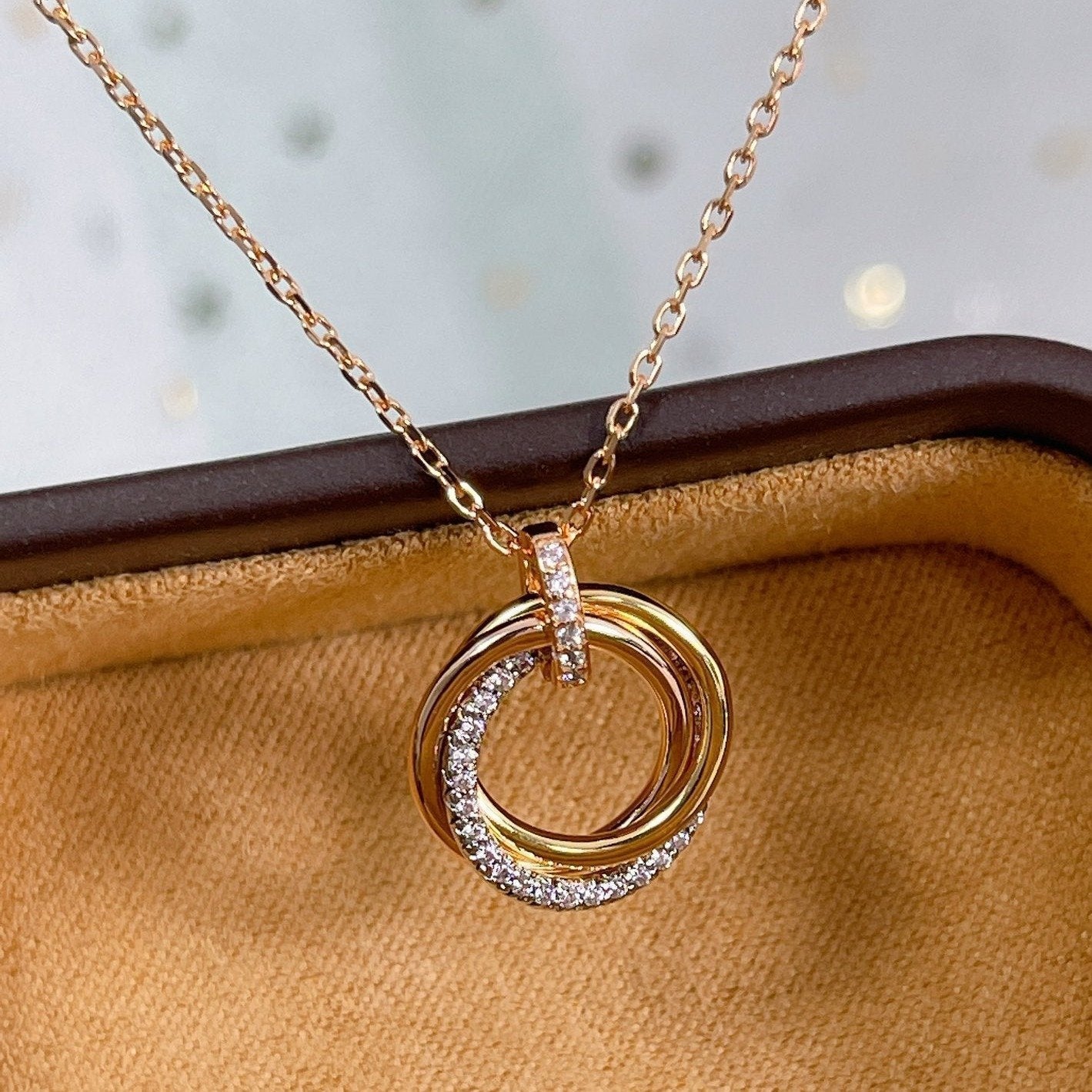 [AuraEcho]TRINITY NECKLACE SILVER GOLD PINK GOLD DIAMONDS