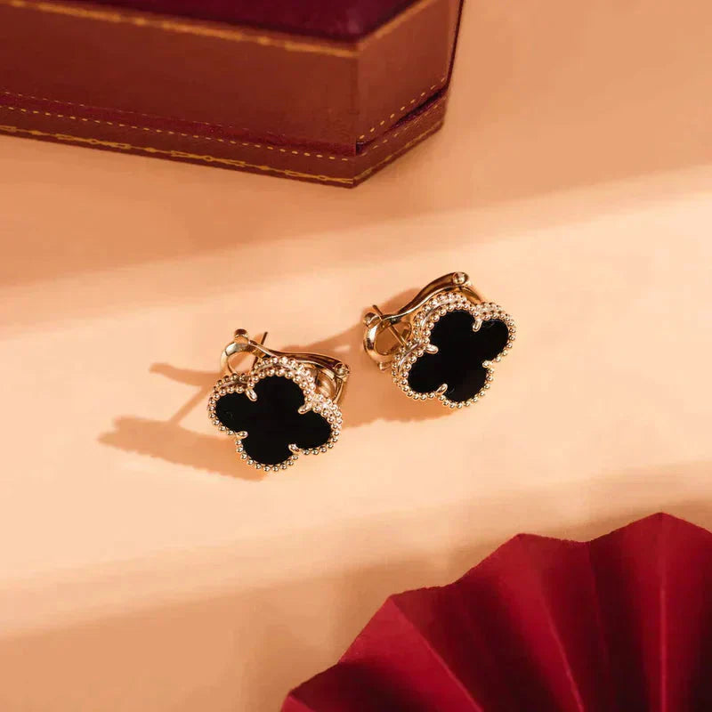 [AuraEcho]CLOVER MEDIUM 1 MOTIFS  ONYX STUD EARRINGS