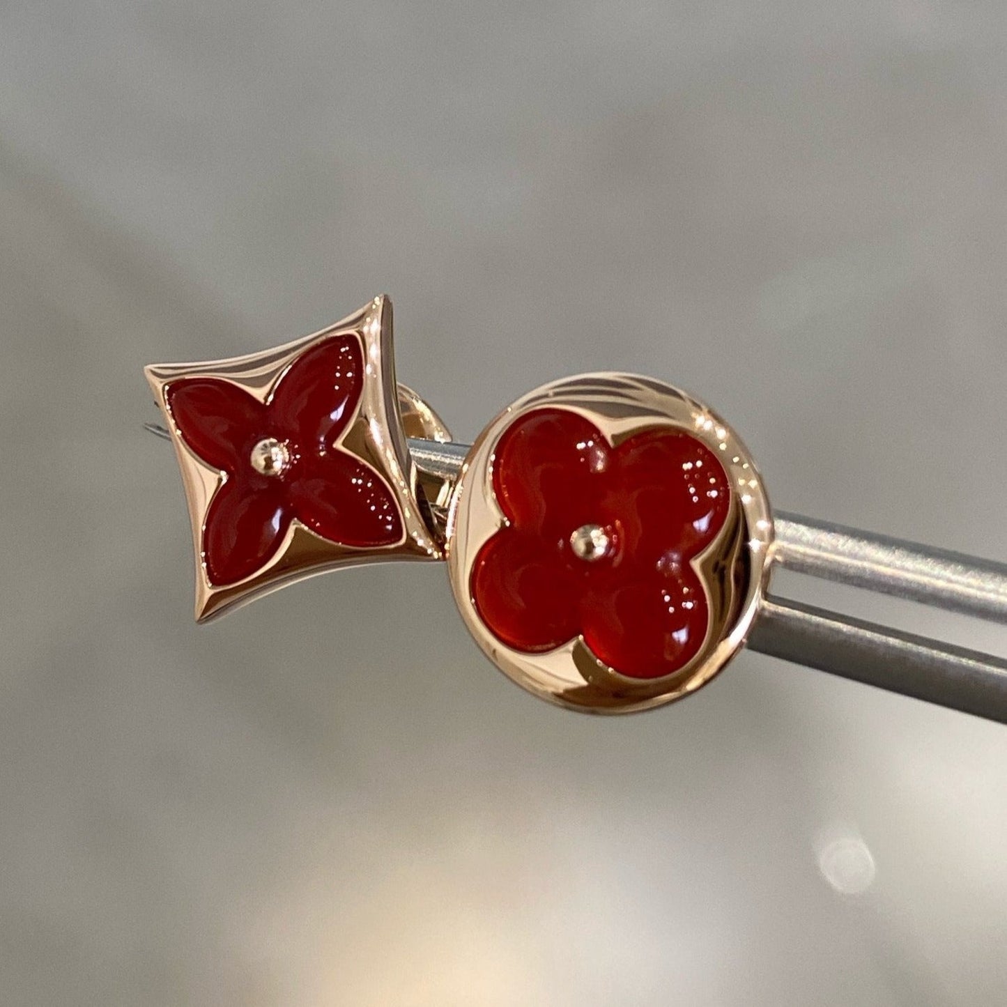 [AuraEcho]STAR AND SUN PINK GOLD CARNELIAN STUD EARRINGS