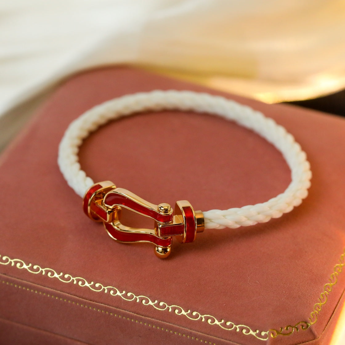 [AuraEcho]FORCE 10 WHITE TEXTILE DIAMOND PAVED