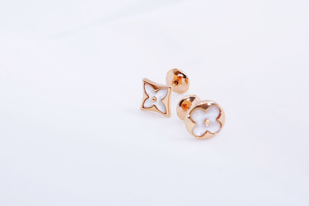 [AuraEcho]STAR AND SUN PINK GOLD MOP STUD EARRINGS