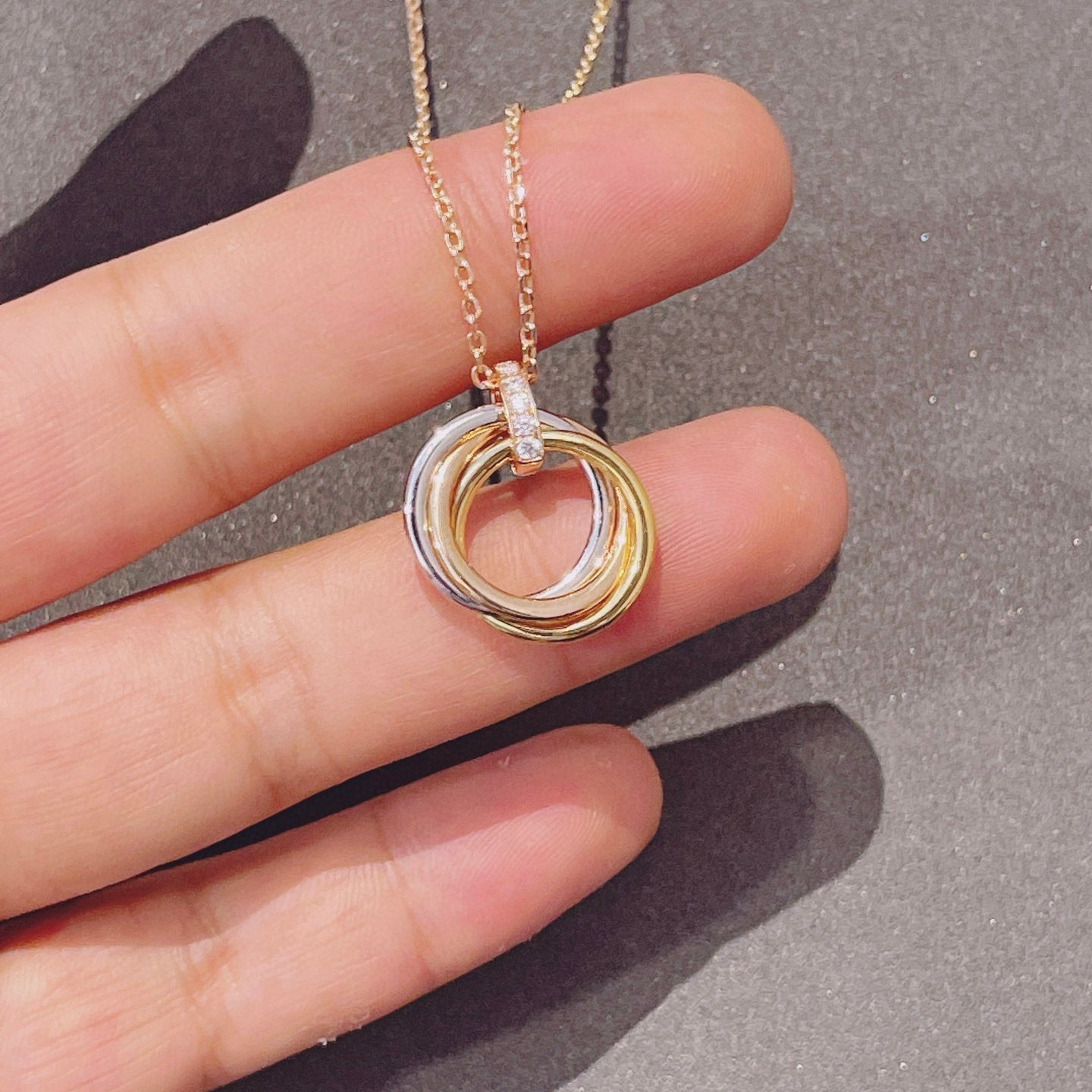 [AuraEcho]TRINITY NECKLACE GOLD  DIAMONDS