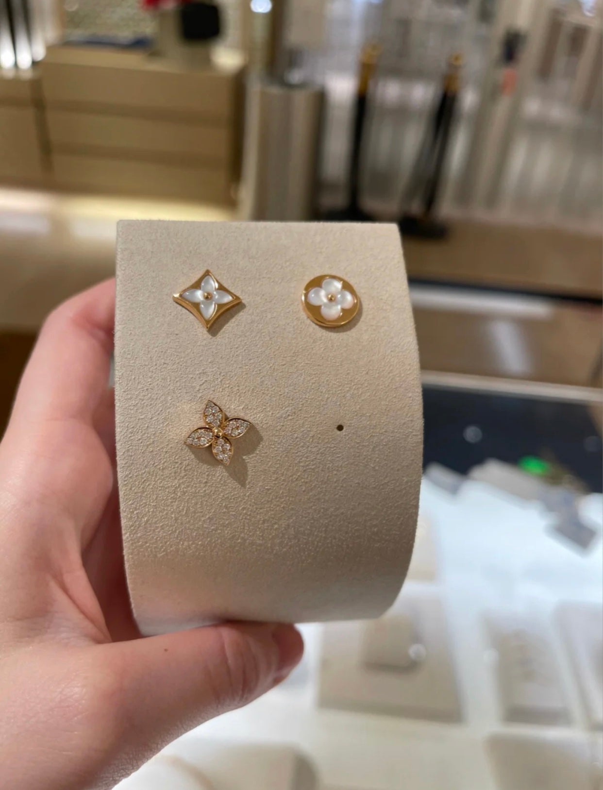 [AuraEcho]STAR BLOSSOM STUD EARRINGS PINK GOLD DIAMONDS