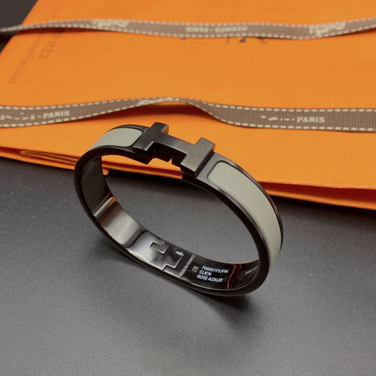 [AuraEcho]CLIC HM SO BLACK GREY BRACELET