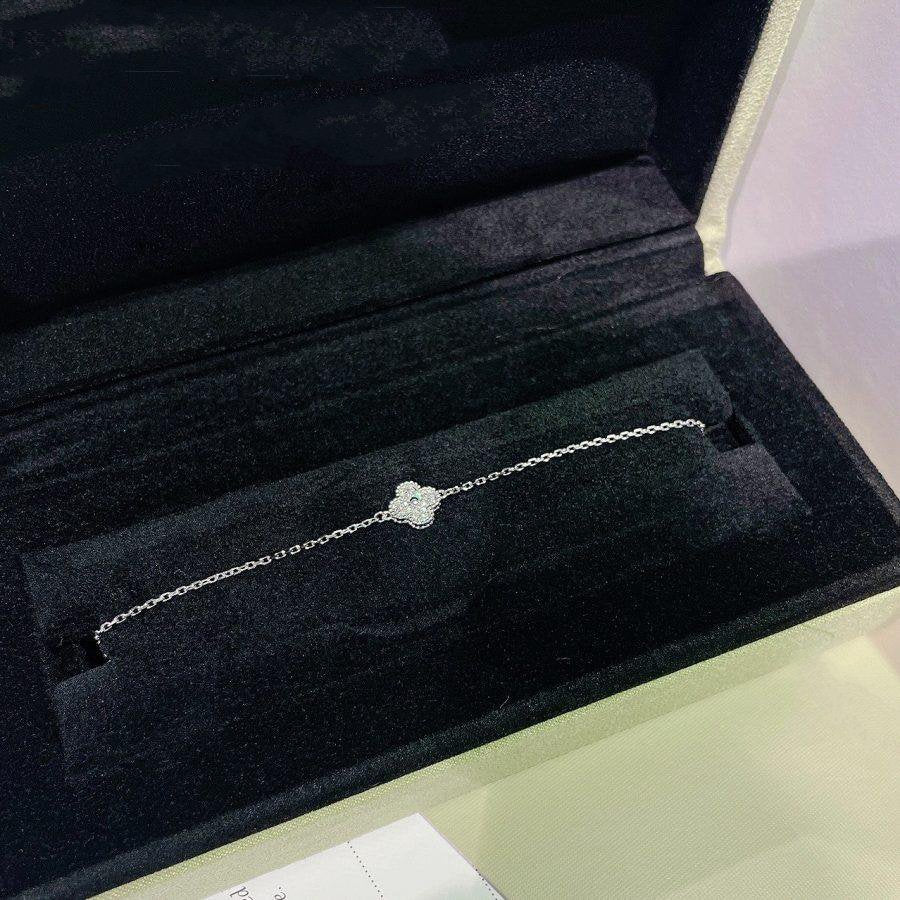 [AuraEcho]CLOVER  SINGLE FLOWER BRACELET SILVER